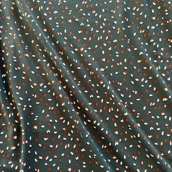 Beacon Blouse Patty Roll Tab Top Shirt Stitch Fix Polka Dot NWT Size 2X Green - Picture 5 of 5